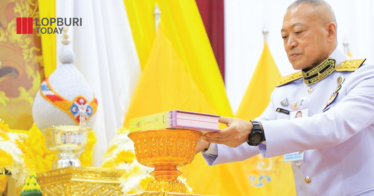 ผู้แทนพระองค์เชิญหนังสือ ธรรมนาวา “วัง” และบรรยายธรรม “สู่วัยรุ่น วัยเรียน”